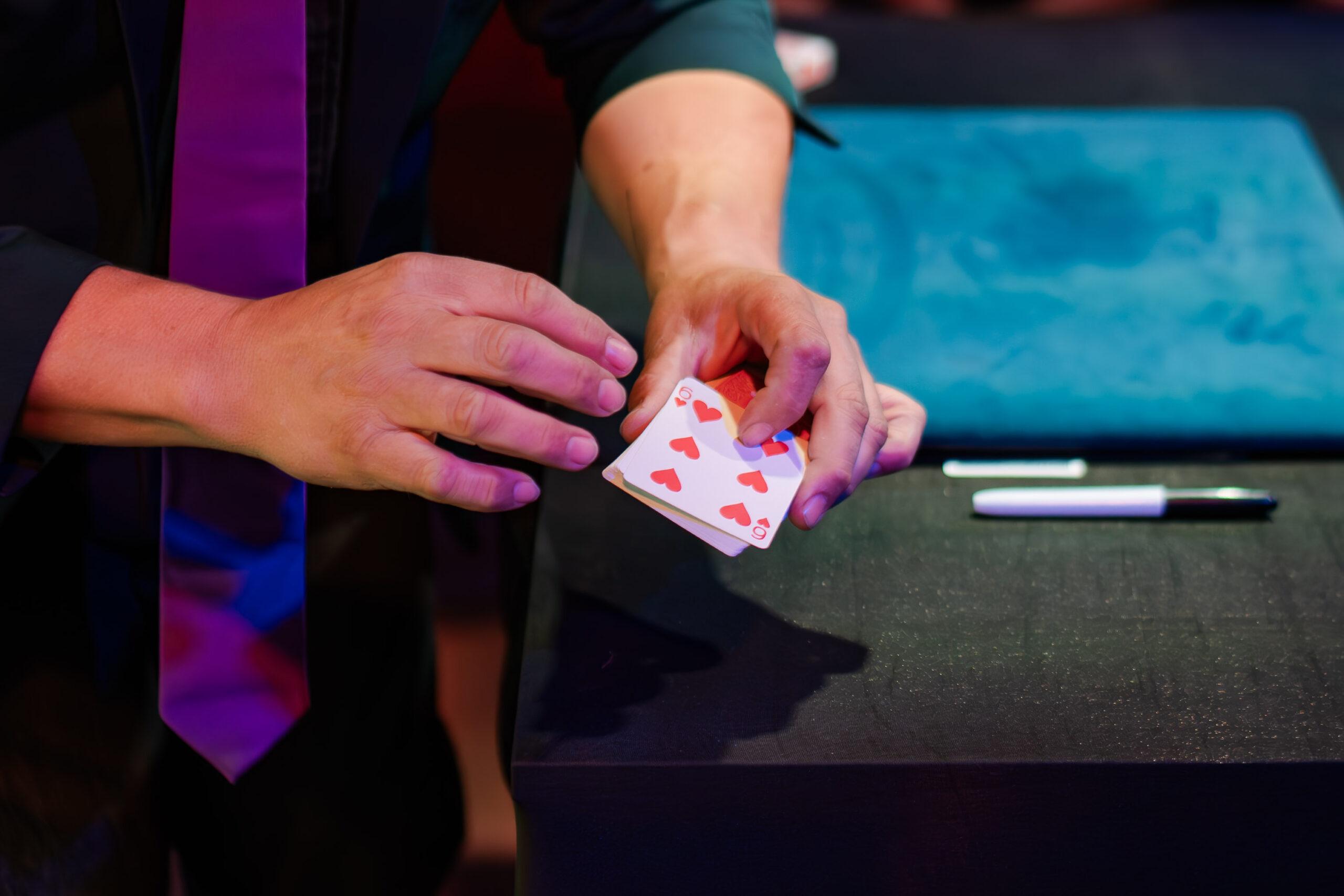 Magia de cerca para aforos mínimos en Valladolid